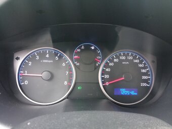 Hyundai i20 1.2i 63kw - 9