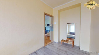 Na prenájom 3-izbový byt na M. Nešpora v Holíči. - 9