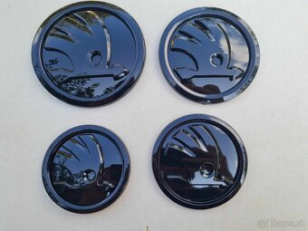 Čierne / karbónové znaky - logo na ŠKODA - 9