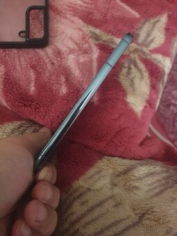 Samsung S22 8/128 - 9