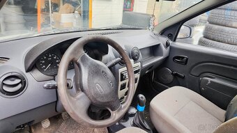 Dacia Logan Pick-up 1.6 benzín - 9