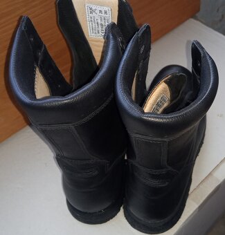 Vojenské Kanady letné 43 . - 9