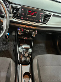 Kia Rio 1,3 benzin AUTOMAT 20.000km Kupované v SK 1Majiteľ - 9