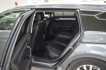 Volkswagen Passat 1,4 TSI 110 kW,TOP VÝBAVA,1.maj., - 9