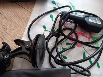 GARMIN NUVI 42 - 9