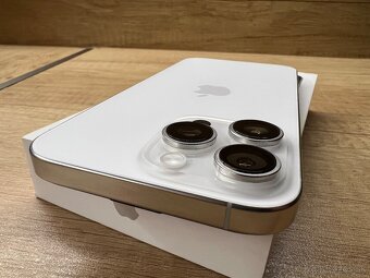 Apple iPhone 16 Pro Max, 512GB, White, PREDÁM - VYMENÍM - 9