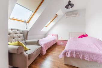 Predaj jedinečného rodinného domu v srdci Trnavy – za histor - 9