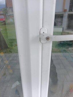 Plastové balkonové dvere 2-krídlové, zlatý dub/biela, nové - 9