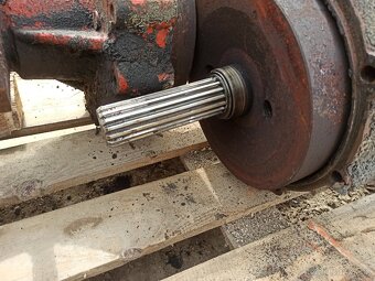 Desta dvhm 3222 tm dyferencial, portál, reduktor... - 9