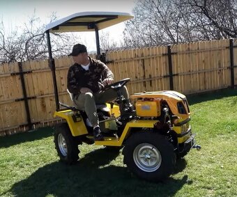 Minitraktor GARDEN T18 4x4,18HP benzín+ hydraulika + doprava - 9