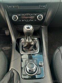Mazda 3 2.0 benzín - 9