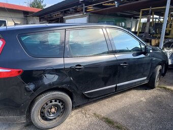Predám Renault Grand Scénic 3 - 9