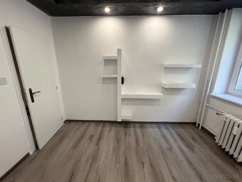 Na predaj 4 izbový byt, kompletná rekonštrukcia, Nové Zámky - 9