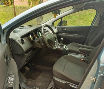 PEUGEOT 5008, 1.6HDI, 7.MIEST, 6.RYCH.MAN. PANORAMA - 9
