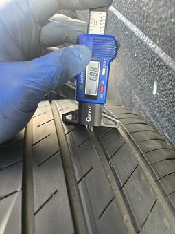 Zánovná Letná Sada Nissan Leaf+GoodYear 215/50 R17 - 9
