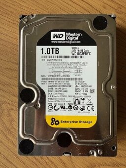 Disky do PC a serverov 3.5" SATA - 9