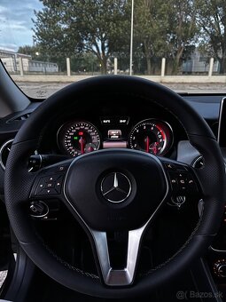 Mercedes Benz CLA - 9