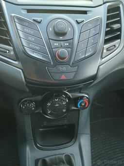 Ford Fiesta 1.25 benzín - 9