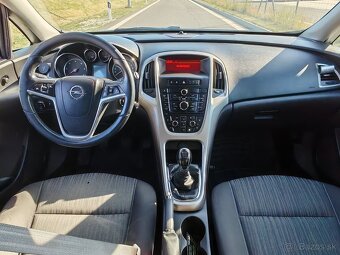 Opel Astra J 1.7 CDTI - 9