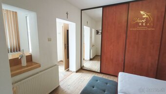 NOVINKA Očarujúci kompletne zrekonštruovaný dom - 9