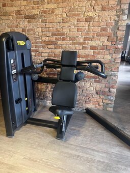 Technogym Selection 2 - 15 strojů - 9