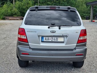 KIA SORENTO 2,5CRDi 4x4 - 9