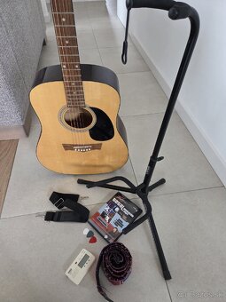 Akusticka gitara + stojan + prislusenstvo - 9