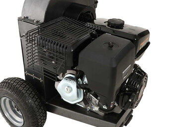 Predám drvič konárov - 9