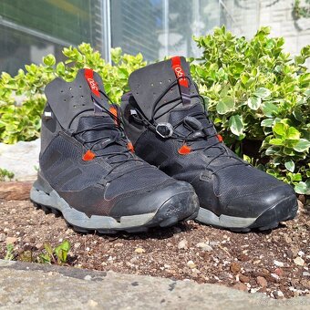 Adidas Terrex 28 cm - 9