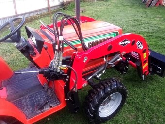 Traktor , malotraktor s čelným nakladačom - 9