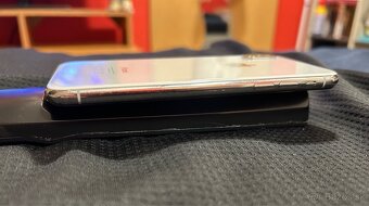 Predám Iphone X 64GB Čítaj - 9