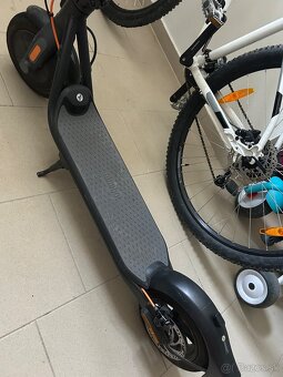 Elektrická kolobezka - 9