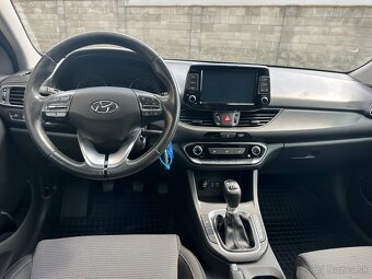 Hyundai i30 cw - 9