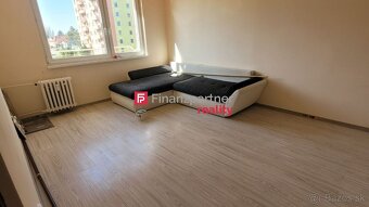 Ponúkame Vám na predaj 3 izbový byt v Nových Zámkoch - 9