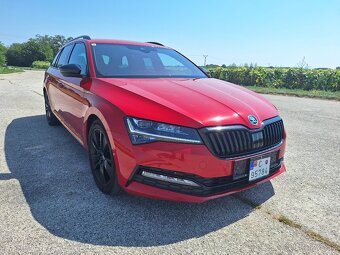 Škoda Superb Combi Sportline 2.0 Tdi M6 - 9