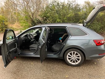Superb combi Panorama 2,0 TDI - 9