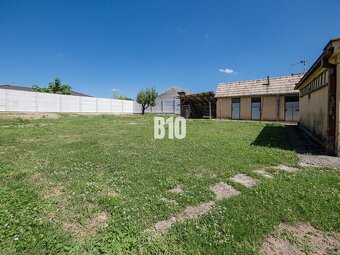 Rodinný dom Mojmirovce - 814m2 pozemok - 9