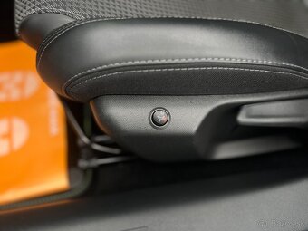 Peugeot 208 1.2 PureTech 130 GT EAT8 - 9