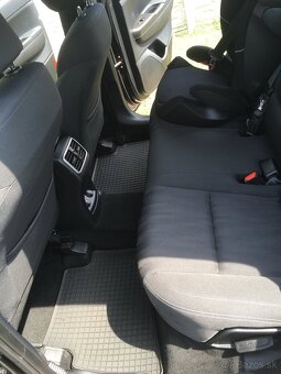 Kia Sportage 2.0 CRDi 4WD Gold A/T - 9