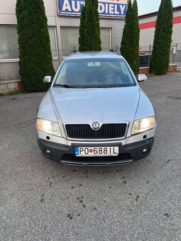 Škoda Octavia 2.0 tdi scout - 9