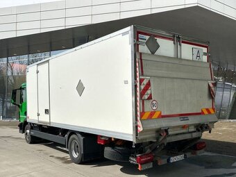 MAN TGL 12.220 4x2 s hydraulickým čelom - 9