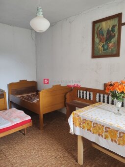 NOVINKA Historický rodinný dom na polosamote,pozemok 3930 m - 9