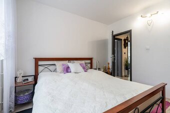 NA PREDAJ Príjemný 3-izbový byt na sídlisku Tarča, Spišská N - 9