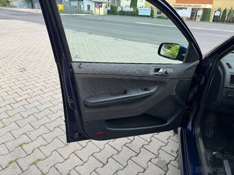 Fabia 1.2 12 V benzín - 9