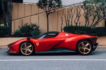 Ferrari Daytona SP3 | MR Collection 1/18 - 9