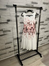Biele kvetinkové šaty - 9