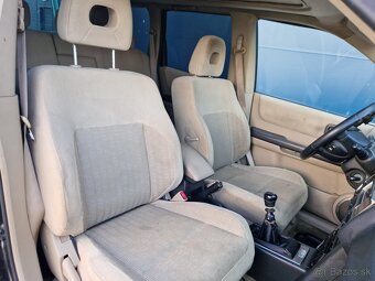 Nissan X-Trail 2.2 dCi - 9