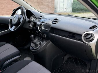 Mazda 2 1.3 benzín 152 000km - 9