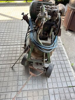 Mobilny Elektricky postrekovac s kompresorom - 9