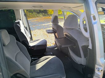 Citroen C8, 8 miestne, r.v. 2010 - 9